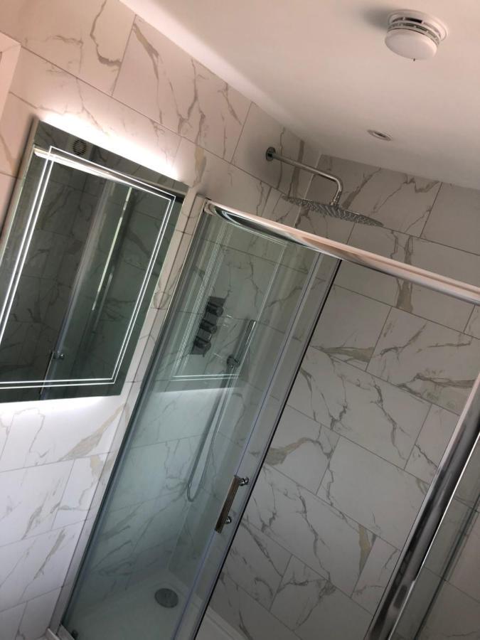 5 Bedroom House In 奥平顿 外观 照片